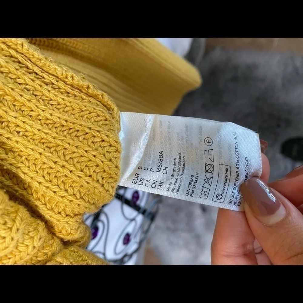 Mustard yellow knit sweater size S by H&M
